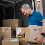 Courier scanning packages